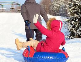 В Сыктывкаре после катания с горок пострадали более 180 детей