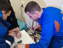 В Ухте девочке понадобилась помощь спасателей, чтобы снять кольцо с отекшего пальца