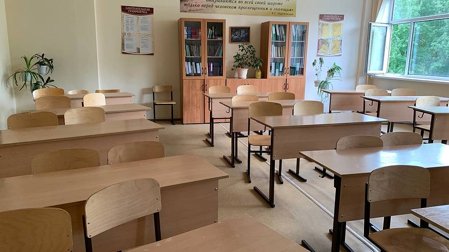 Главная картинка новости: В Коми Росгвардейцы выявили нарушения в работе охранников школ