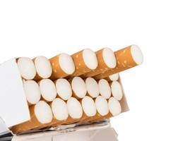 В Эжве прокуратура запретила продажу табачными изделиями в магазине "Красное&Белое"