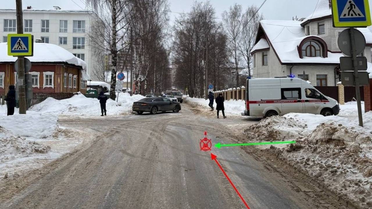 Главная картинка новости: В Сыктывкаре ребенок попал под колеса иномарки и получил травмы