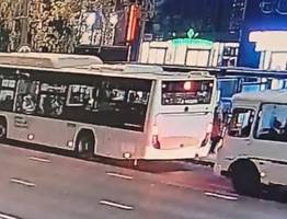 Потерпевшие по делу об инциденте с подростками в автобусе не явились в суд