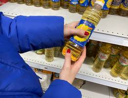 Это масло берите по три бутылки за раз: в Роскачестве назвали хорошие бренды подсолнечного масла для блинов на Масленицу