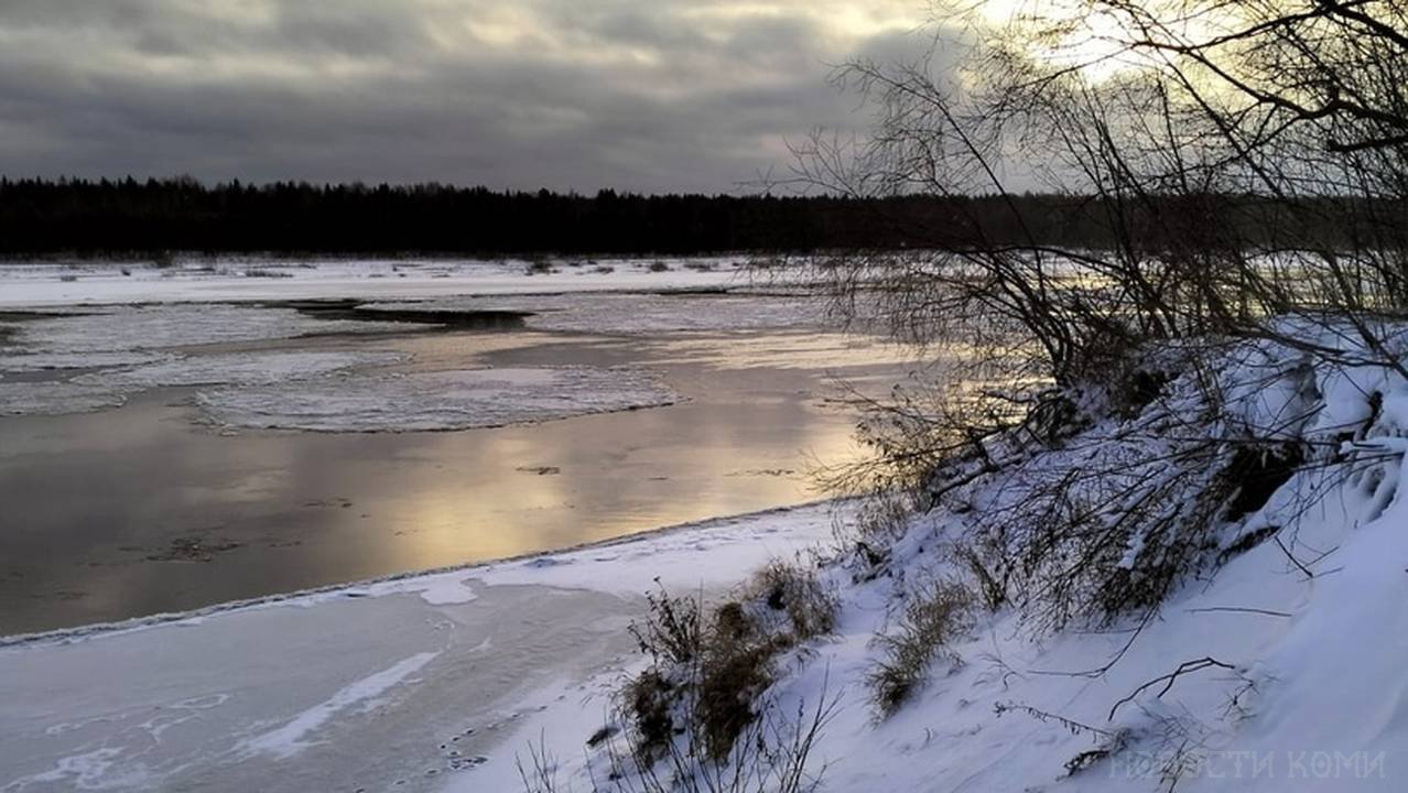 Зима не отступает: снег, гололед и сильный ветер надвигаются на Коми