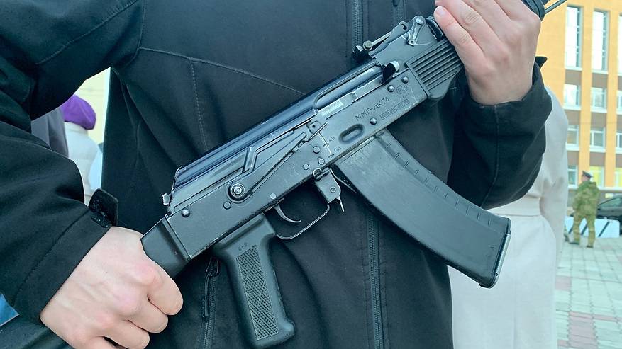 Главная картинка новости: За неделю в Коми правоохранители изъяли 9 единиц огнестрела