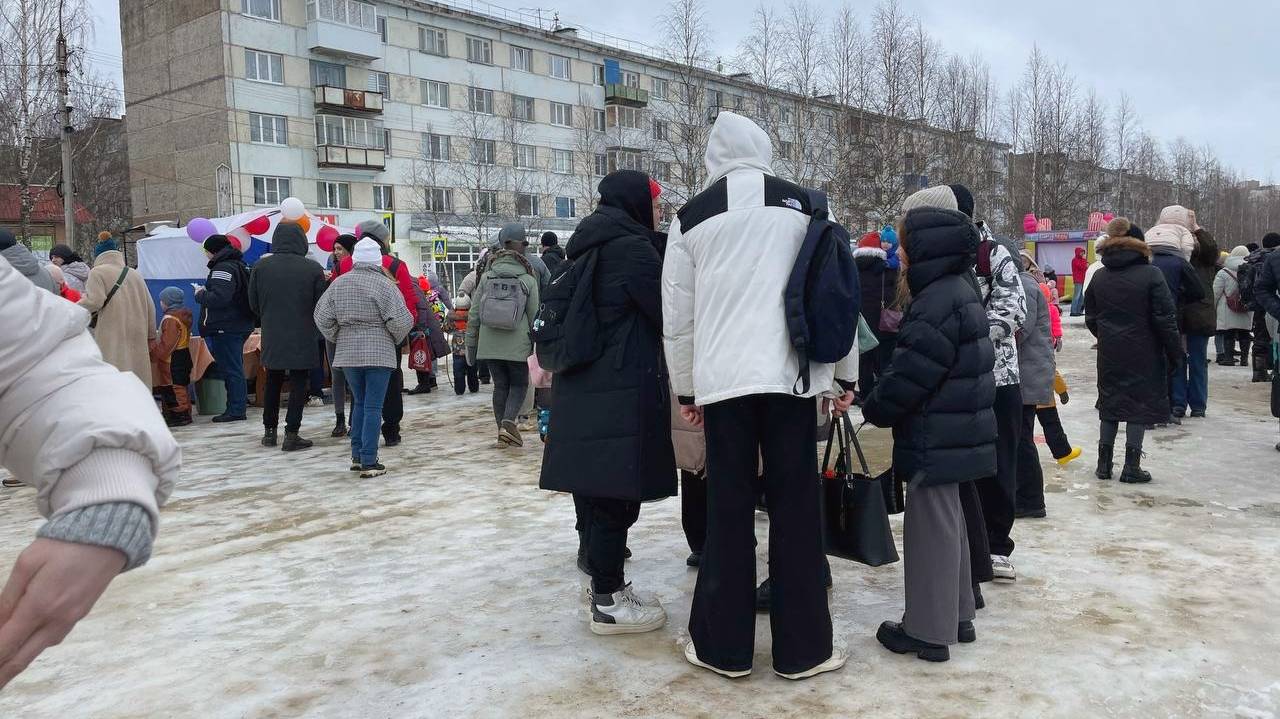 Главная картинка новости: Захватит еще половину недели. На 8 Марта добавили выходных