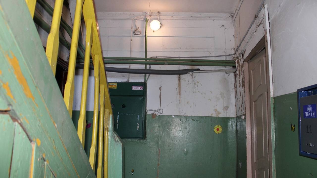 Штраф 15 000 рублей за входную дверь в квартиру - "новинка" в ЖКХ для всех россиян с 10 марта