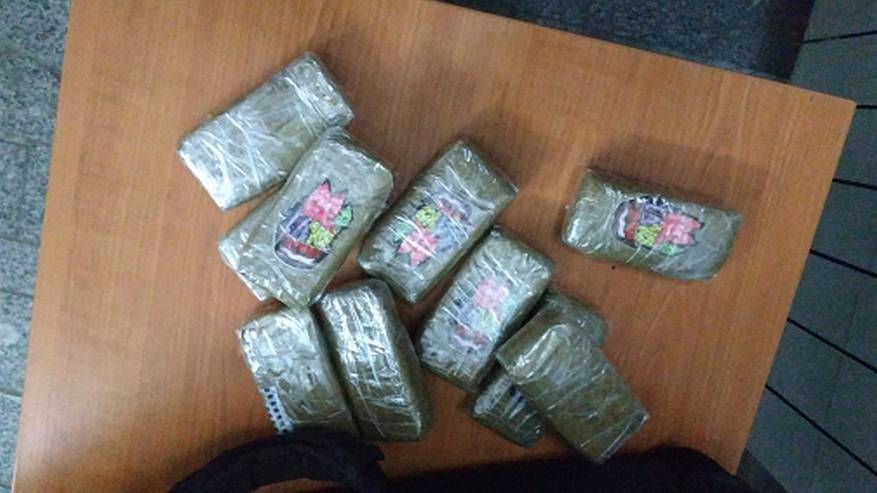 Главная картинка новости: В Санкт-Петербурге задержан наркокурьер из Коми