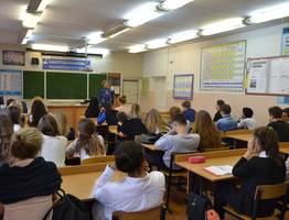 В одном из городов Коми продлили карантин для школьников