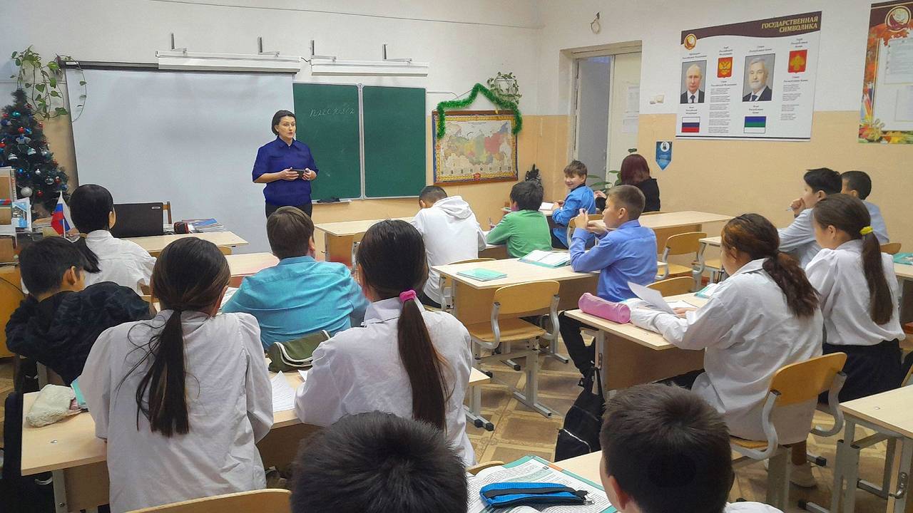 Главная картинка новости: Школьники и родители в недоумение: Министерство образования обнародовало новое расписание каникул