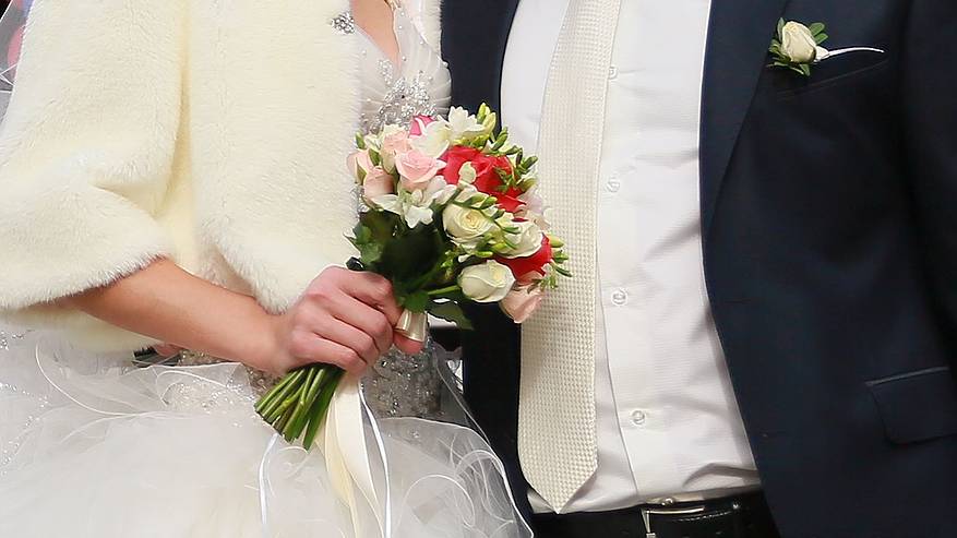 Главная картинка новости: В Коми сильно сократилось число разводов и немного - число новых браков