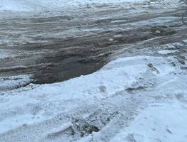 Мэр одного из городов Коми поручил оперативно устранить все ямы на дорогах