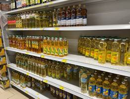 Янтарная жижа в бутылке: это растительное масло точно стоит обходить. Раскрыт черный список Роскачества