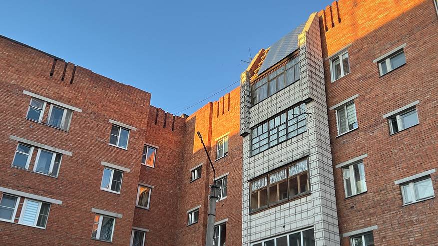 Главная картинка новости: Готовьтесь к «гостям»: в апреле штраф 50 тысяч рублей для всех собственников квартир с балконом