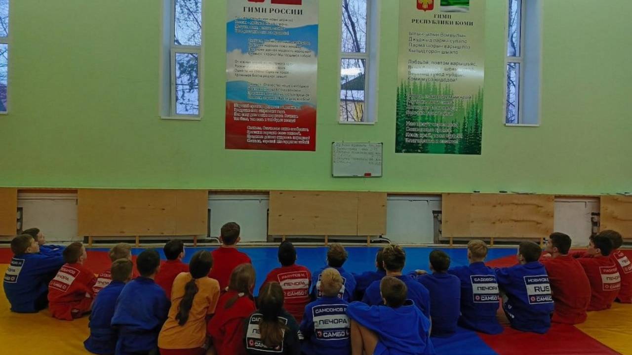 Главная картинка новости: Секция самбо в одном из городов Коми переедет из-за аварийного здания