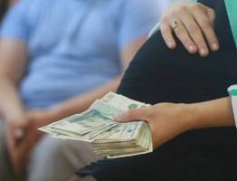 Беременные и кормящие жительницы Коми могут получить деньги на продукты