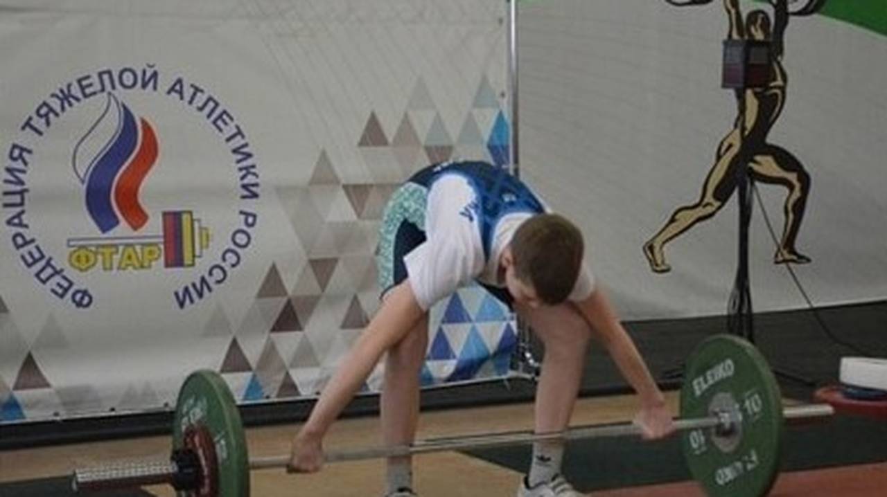 Юные штангисты Коми поборются за звание сильнейших