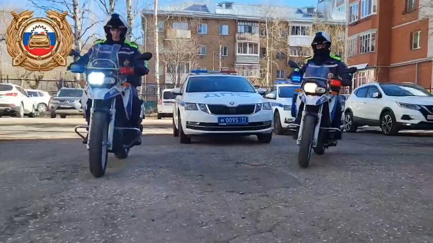 Главная картинка новости: В Коми за безопасностью на дорогах будут следить сотрудники на патрульных байках