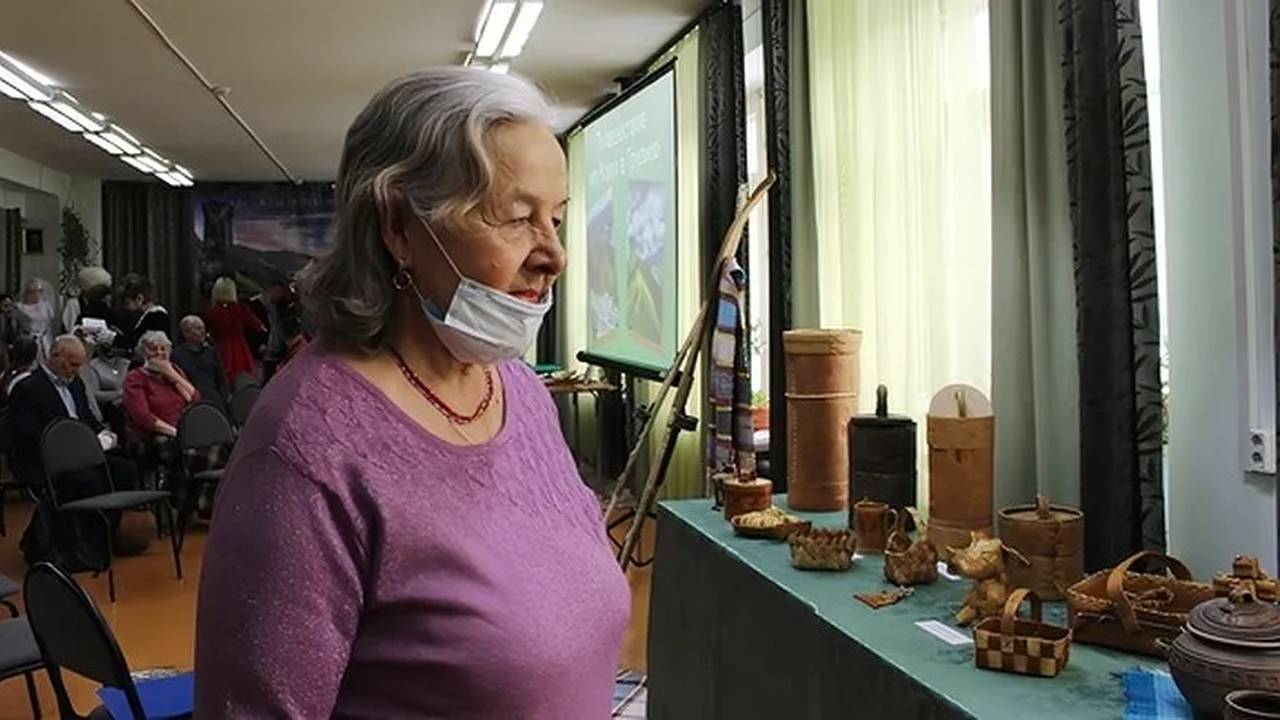 Главная картинка новости: Пенсионный возраст начнут снижать за каждый год стажа – сюрприз для россиян