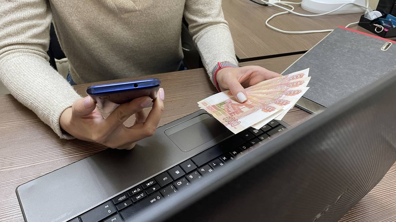 Главная картинка новости: Более 86 тысяч пользователей из Коми оценили удобство приложения "Госуслуги Дом"