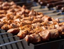 Шашлык "Мираторга" проверили по правильной методике, нарушений не выявлено