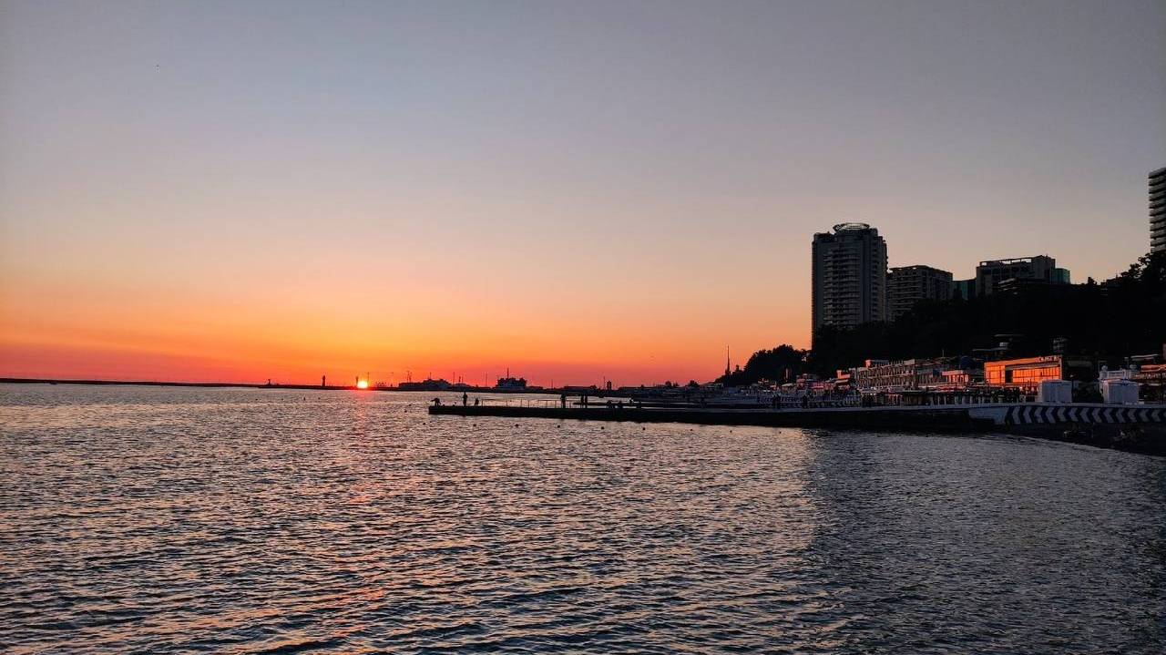 "В этот красивый ад больше ни ногой": российские туристы поделились мнением об отдыхе в Абхазии