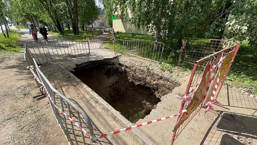 Главная картинка новости: В этом году власти отремонтируют 20 километров трассы Сыктывкар – Ухта