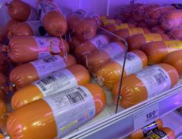 Можно смело брать – там чистое мясо: Росконтроль раскрыл марки колбасы, которые прошли проверку