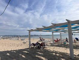 «Вонючее море и мерзкие люди»: российские туристы честно рассказали об отпуске на черноморских курортах