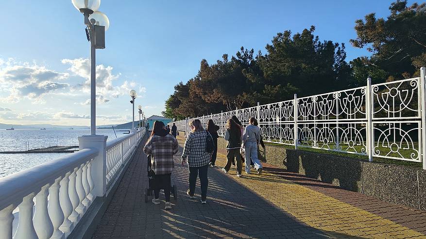 Главная картинка новости: Этот курорт называют русской Италией: чистые пляжи и голубая вода за копейки