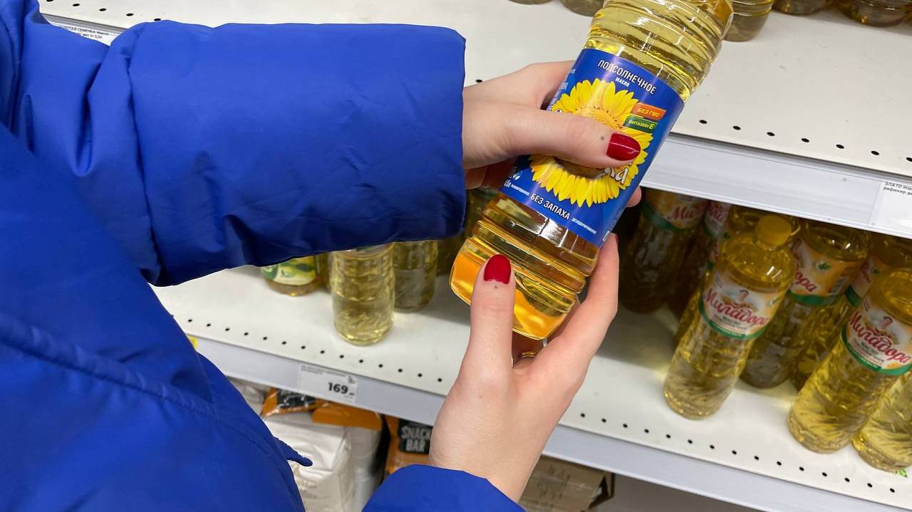 Главная картинка новости: Это масло берите по 3 бутылки: в Роскачестве озвучили лучшие марки подсолнечного масла