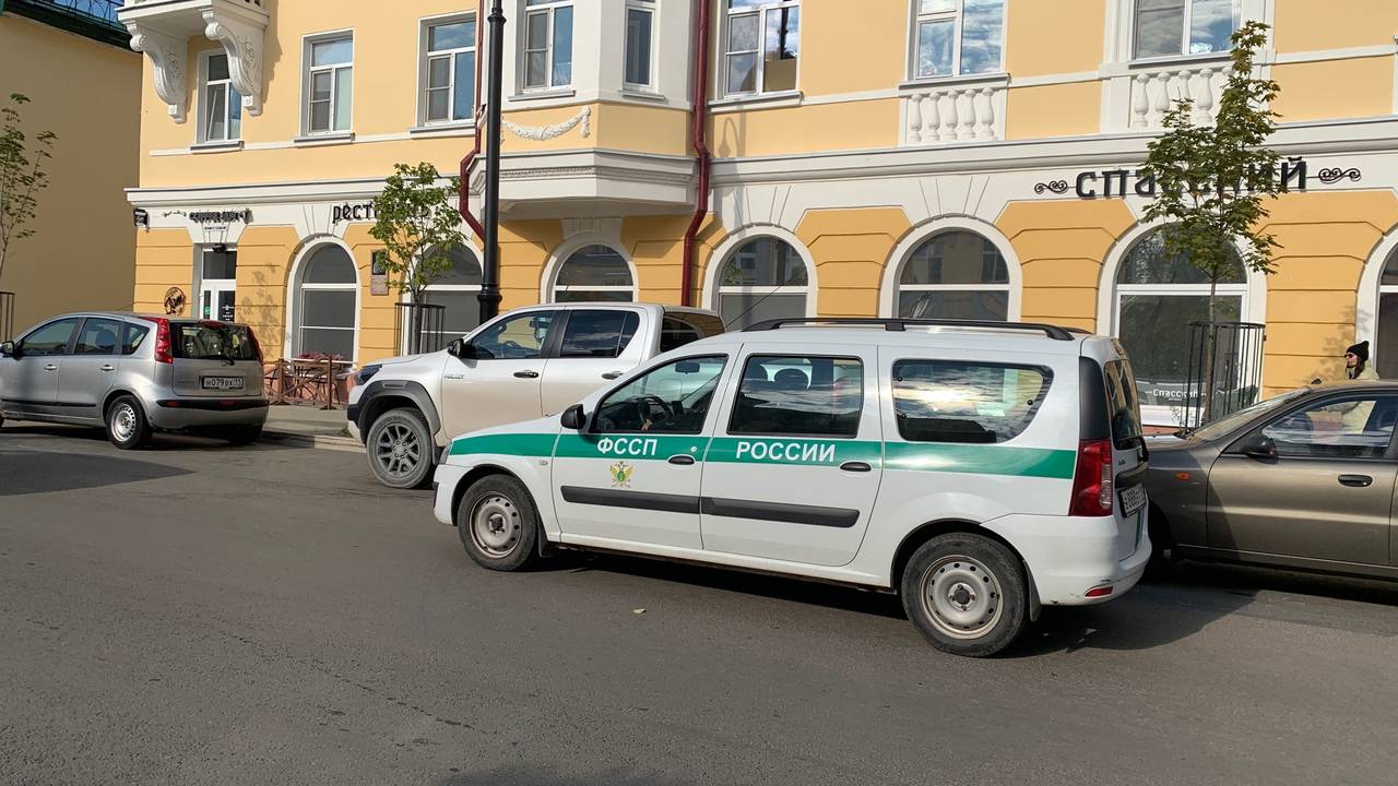 Главная картинка новости: В Коми злостный алиментчик попал в реестр должников после курьезного задержания