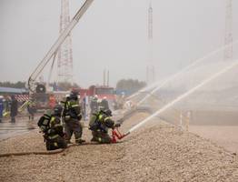 В Коми прошли масштабные учения по ликвидации пожара на нефтяном объекте