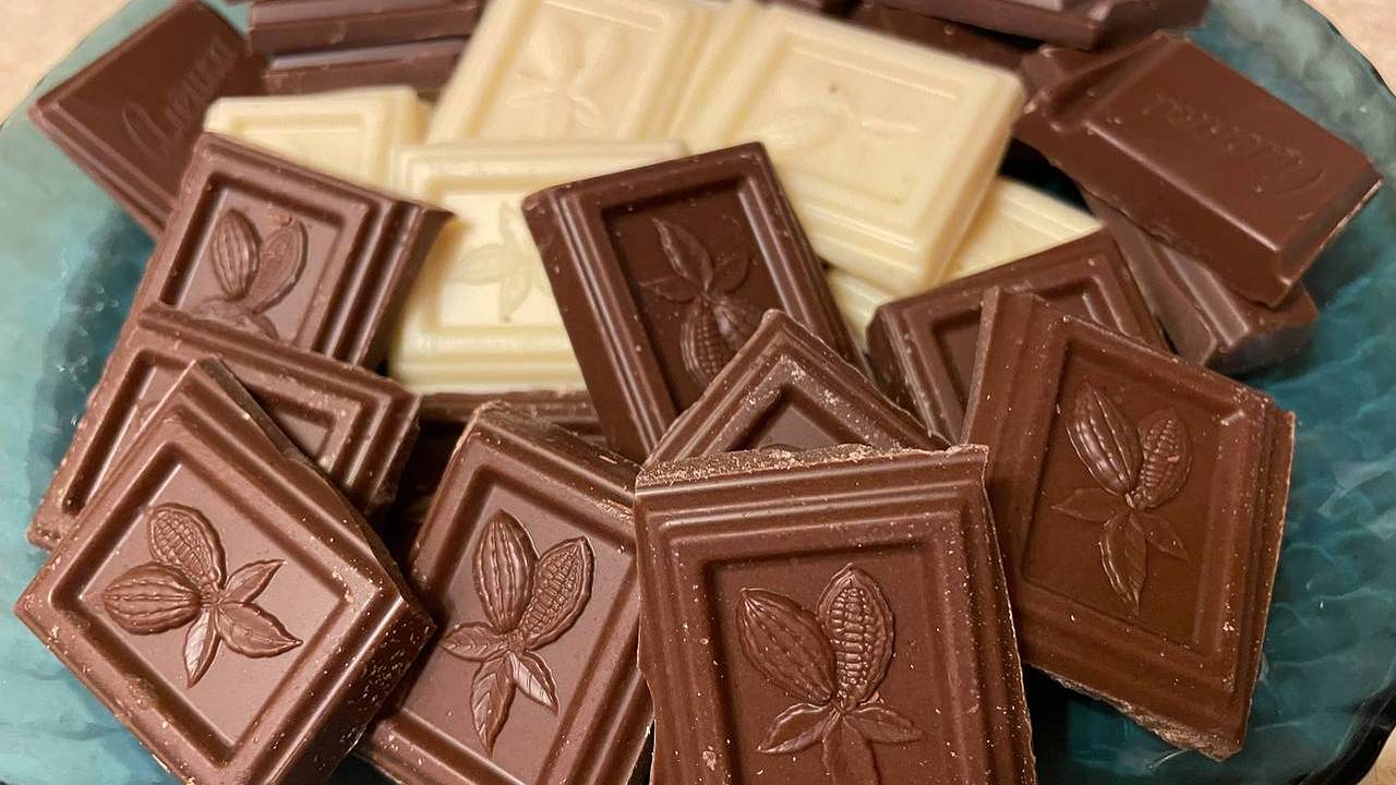 Главная картинка новости: Ученые озвучили самый полезный шоколад - не тёмный, не белый в 5 раза полезнее горького