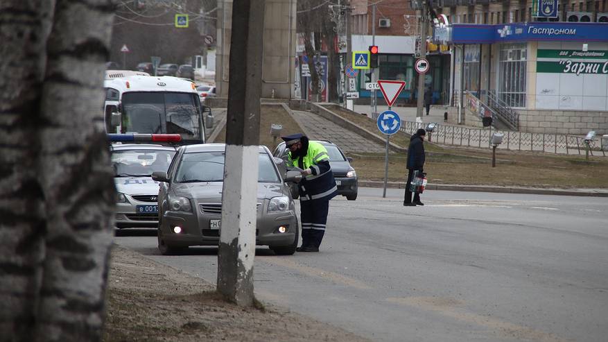 Главная картинка новости: «ОСАГО и права больше не нужны»: водителей ждет неожиданный сюрприз