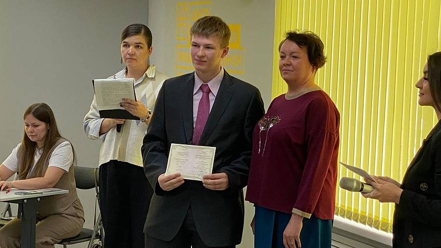 Главная картинка новости: Сыктывкарские школьники получили первые профессиональные навыки