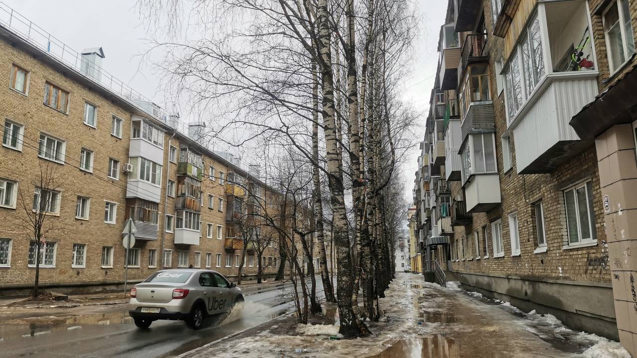 Главная картинка новости: Не ждите тепла: с 9 июня циклон принесет сильное похолодание и дожди в часть регионов