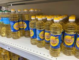 Это масло берите по 3 бутылки: в Роскачестве озвучили лучшие марки подсолнечного масла