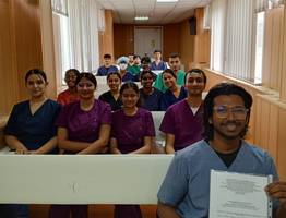 Индийские студенты-медики завершили практику в больнице Сыктывкара