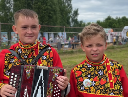 В Коми впервые на всю республику отзвучала "Вязовская гармошечка"