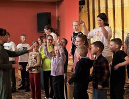 900 юных сыктывкарцев провели июнь с Национальным театром Коми