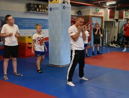 Звёзды бокса провели вдохновляющий мастер-класс для ребят в Сыктывкаре