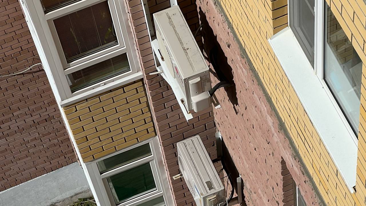 Что делать жителям Коми, если по ночам "жужжат" кондиционеры на фасаде дома