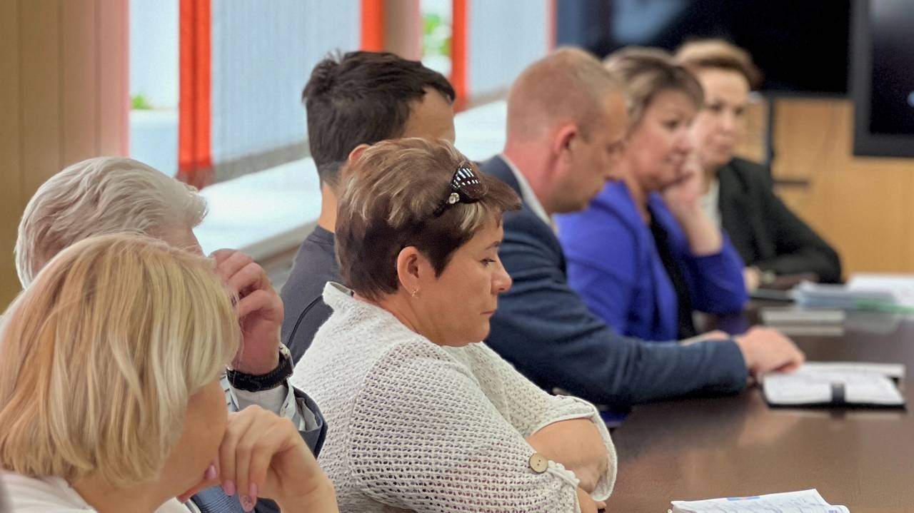 Главная картинка новости: В Прилузском районе Коми наметили пути решения проблем с вывозом мусора