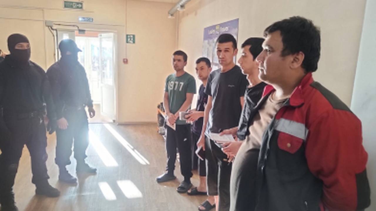 Главная картинка новости: В Коми первый этап операции "Нелегал-2025" впечатляет результатами