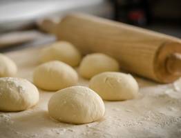 Вкуснейшее тесто: готовится за 20 минут — отлично подойдет для любой выпечки