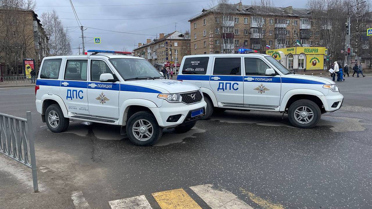 Главная картинка новости: Водители с категорией «В» смогут оформить еще одни права без сдачи экзамена в мае - понадобится лишь 1 справка