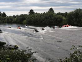 На Вычегде в Коми прошли захватывающие гонки на моторных лодках