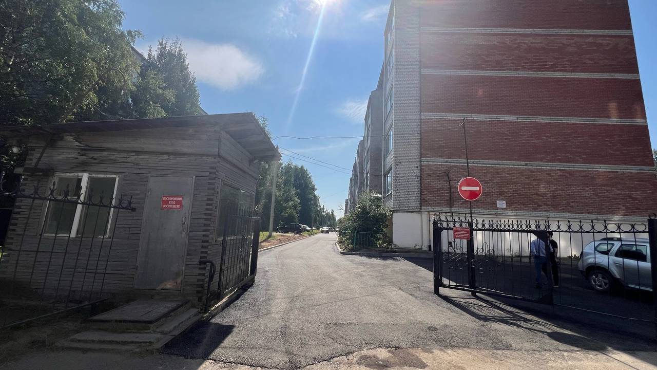 Главная картинка новости: В Сыктывкаре ремонт двора обернулся неприятным сюрпризом