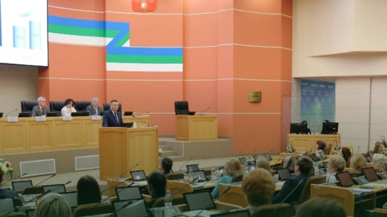 Главная картинка новости: Минфин Коми подвел итоги: доходы городов и районов увеличились почти на 10%